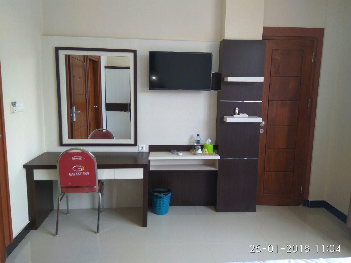 Galaxy Inn Baubau Екстериор снимка