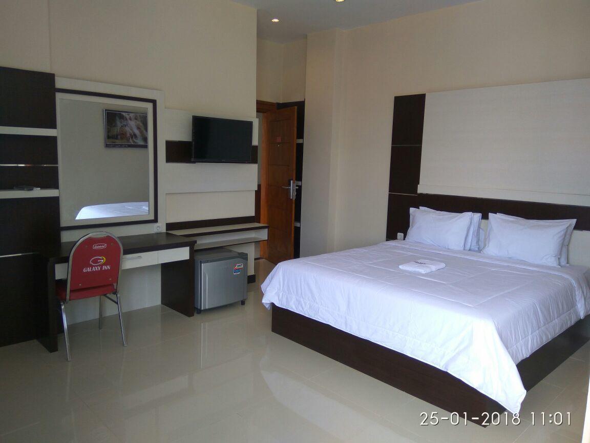 Galaxy Inn Baubau Екстериор снимка